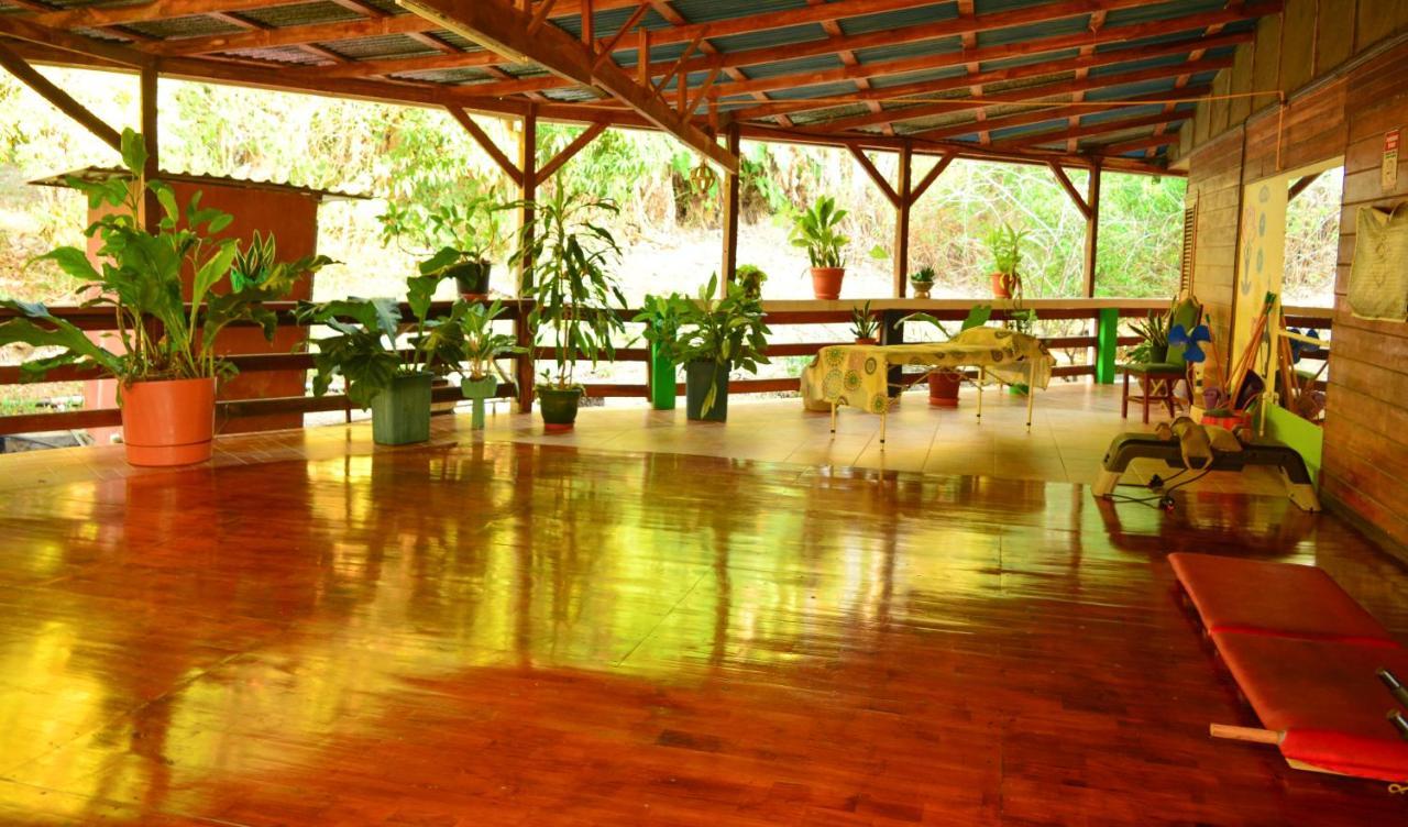 Hotel La Cascada Puntarenas Exterior photo