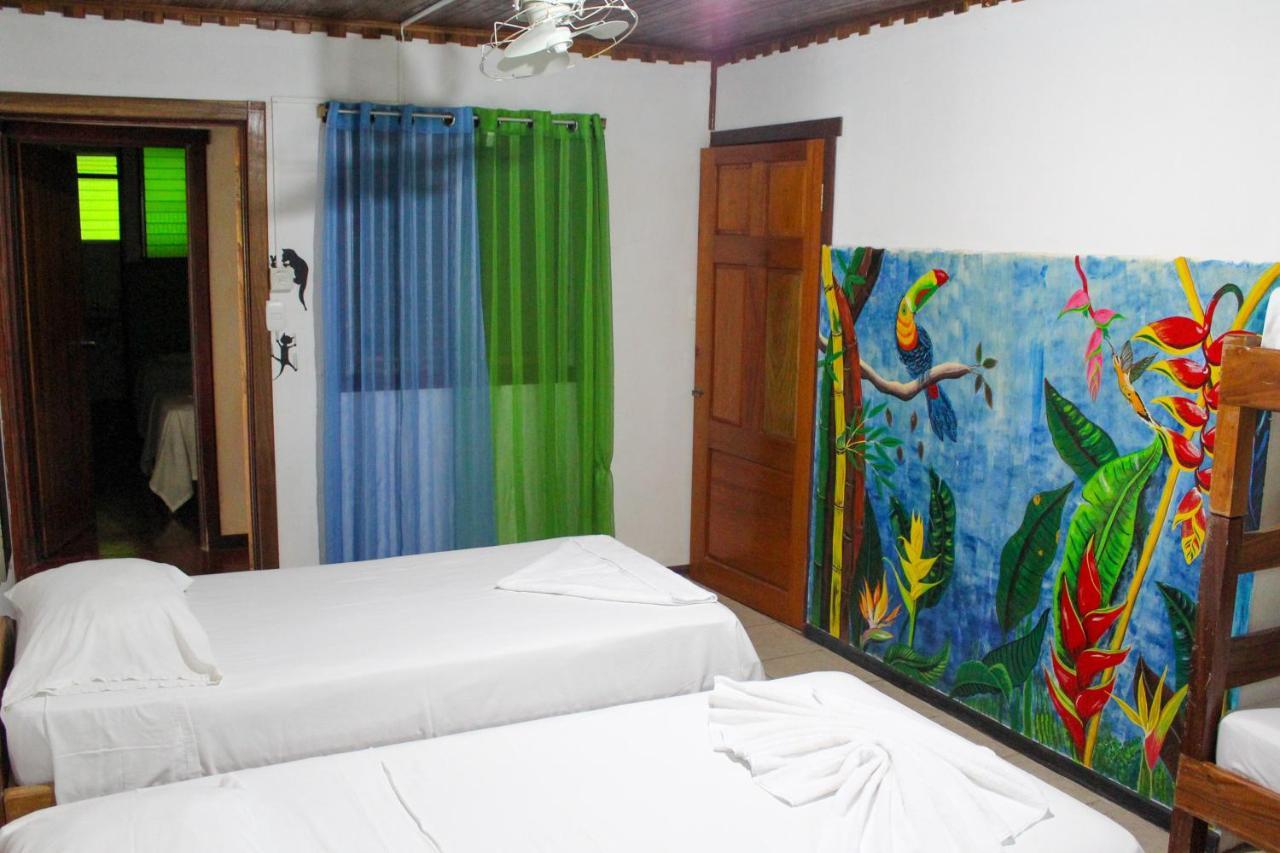 Hotel La Cascada Puntarenas Exterior photo